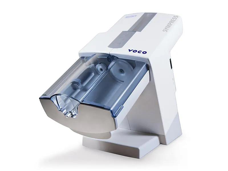 Dynamic mixing device