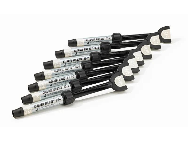 Clearfil Majesty ES-2 seringue premium