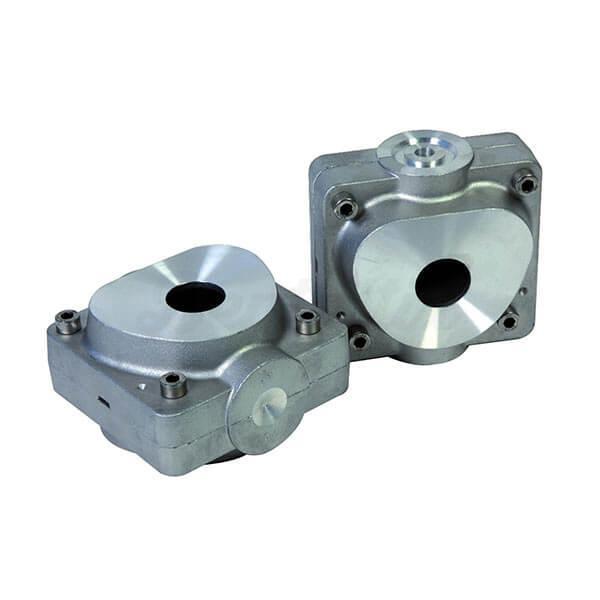 Moufle pour injection de polyamide