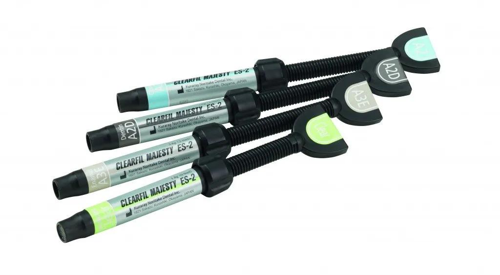 Clearfil Majesty Esthetic 2 Seringue