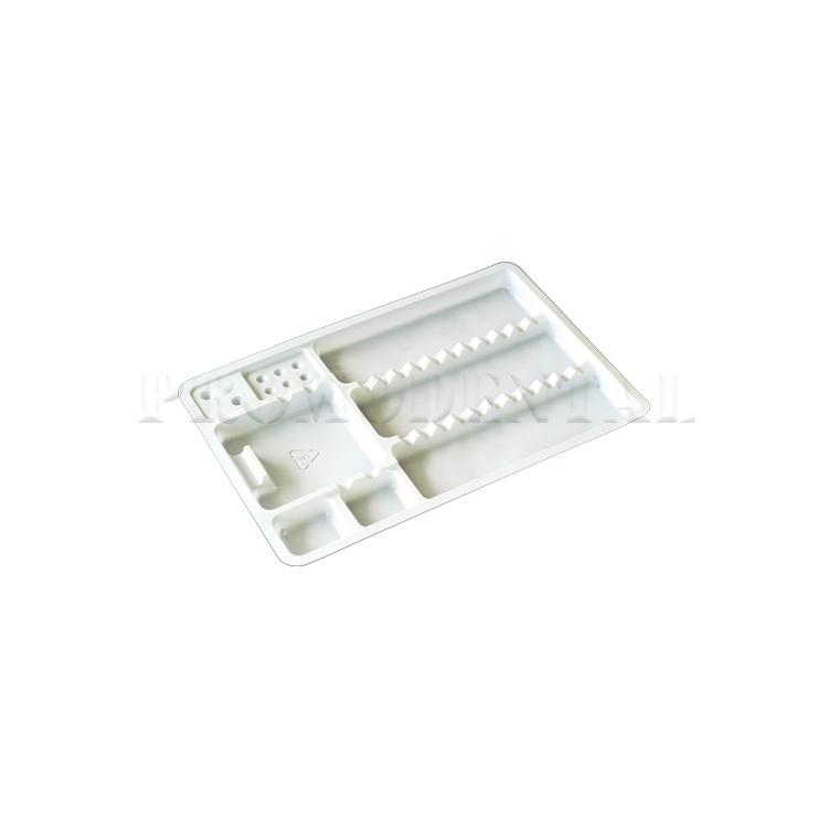 Plateaux médicaux en plastique jetables