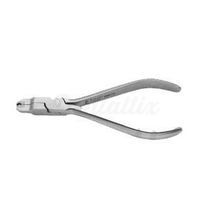 Pince à déligaturer pour l'orthodontie