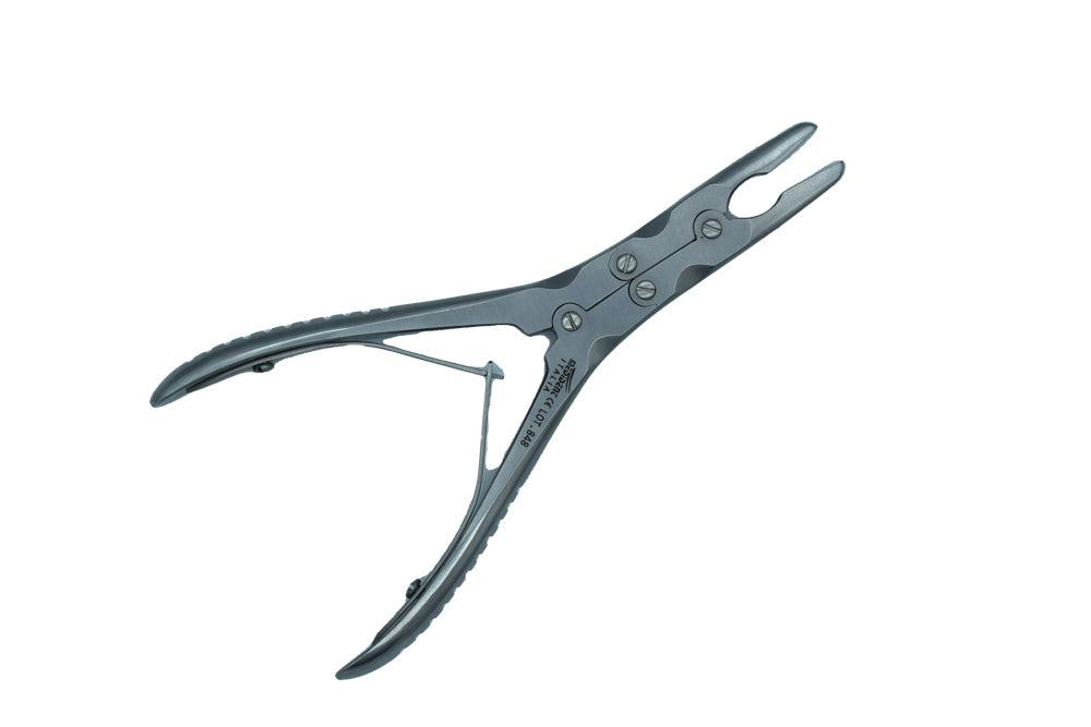 Boehler double action recht 15cm ref. 1003-8